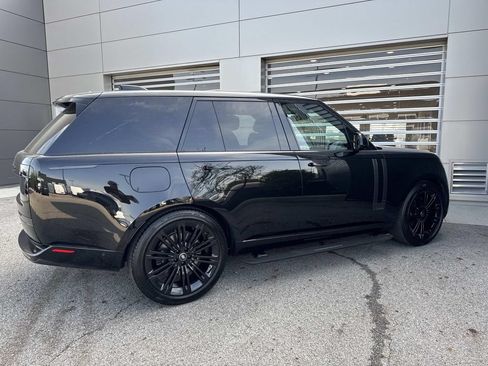 Certified 2025 Land Rover Range Rover Autobiography AWD/4WD image 8