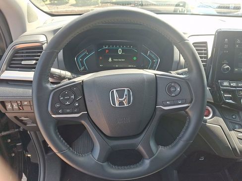 Used 2023 Honda Odyssey EX-L image 19