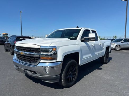 Used 2017 Chevrolet Silverado 1500 LT w/ All Star Edition AWD/4WD image 7