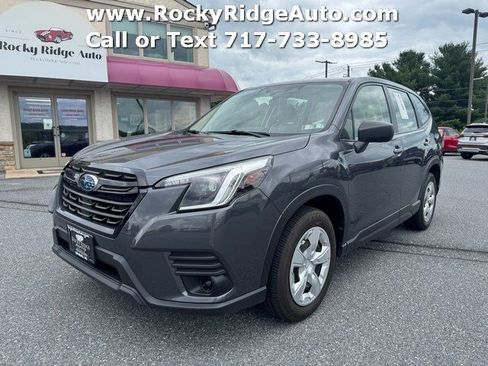 Used 2023 Subaru Forester AWD/4WD image 3