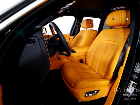 New 2026 Rolls-Royce Cullinan image 13