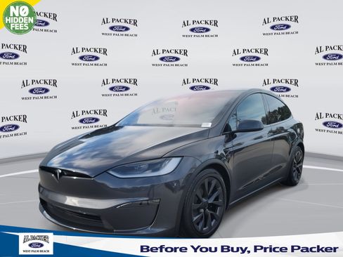 Used 2024 Tesla Model X image 1