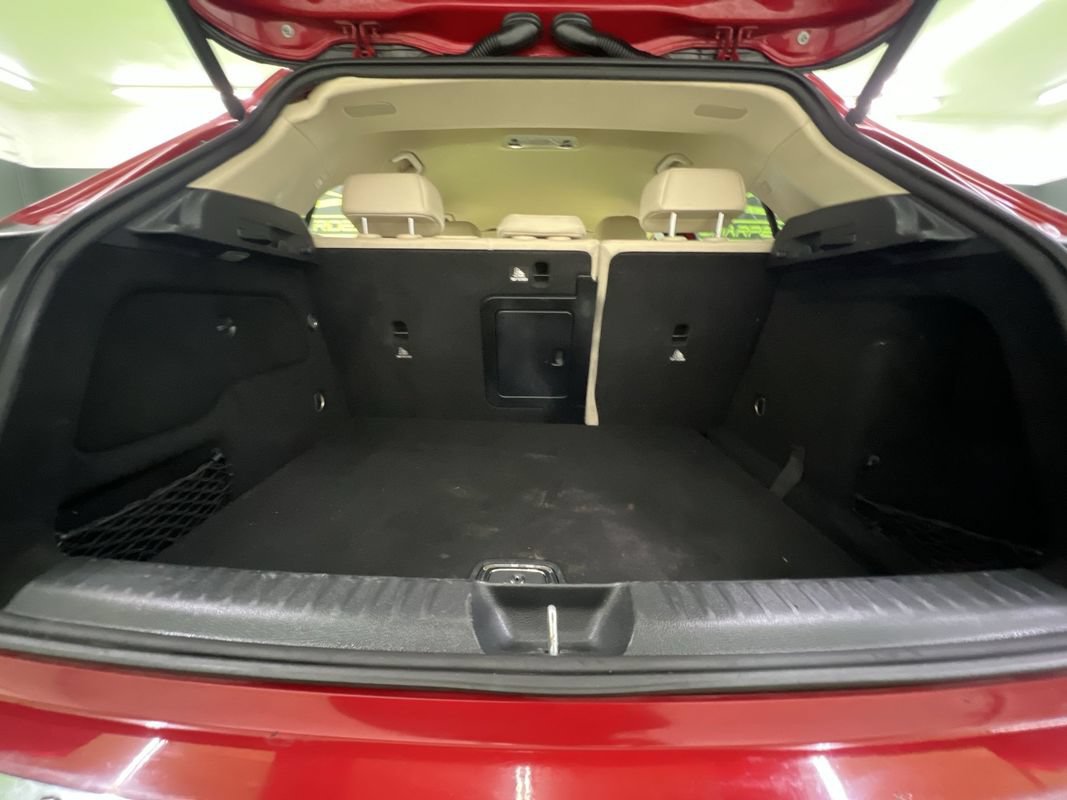 Used 2019 Mercedes-Benz GLA 250 w/ Premium Package image 27