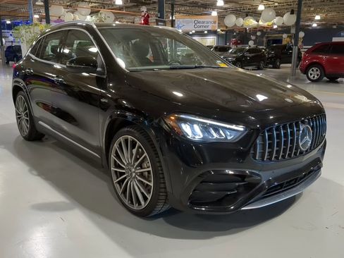 Used 2024 Mercedes-Benz GLA 35 AMG 4MATIC image 5