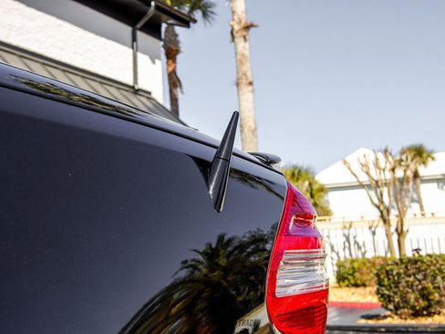 Used 2008 Mercedes-Benz SL 600 image 54