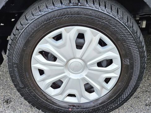 Used 2024 Ford Transit 350 XLT image 10