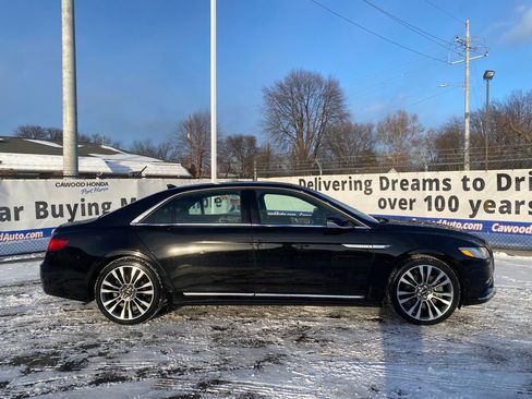 Used 2019 Lincoln Continental Reserve w/ Rear-seat Package image 2