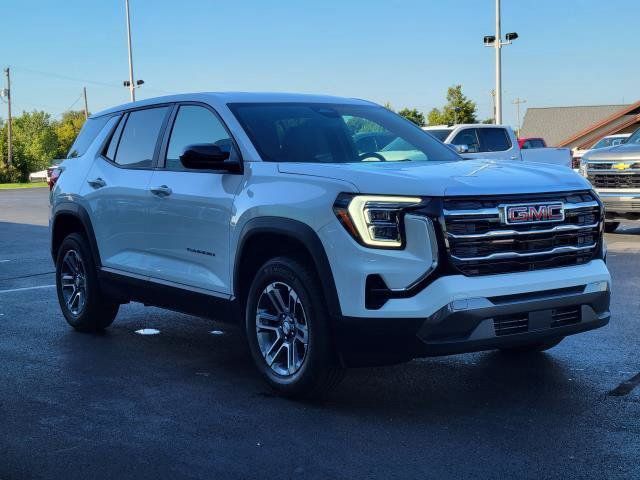 Used 2025 GMC Terrain Elevation AWD/4WD image 2