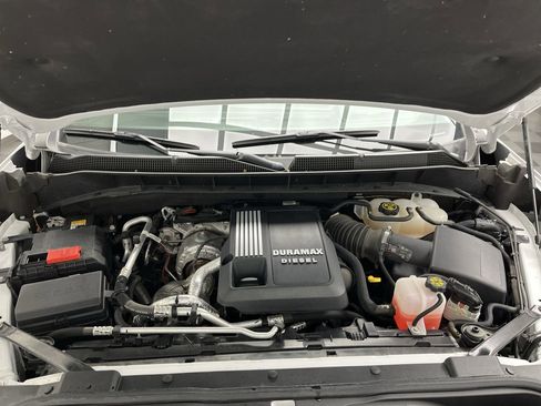 Certified 2024 Chevrolet Silverado 1500 RST w/ Convenience Package II AWD/4WD image 33