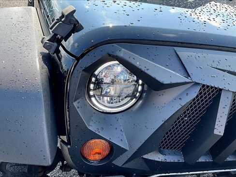 Used 2013 Jeep Wrangler Unlimited Sport AWD/4WD image 23
