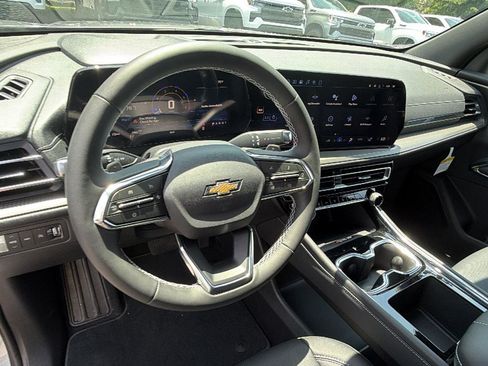 New 2026 Chevrolet Traverse LT AWD/4WD image 17