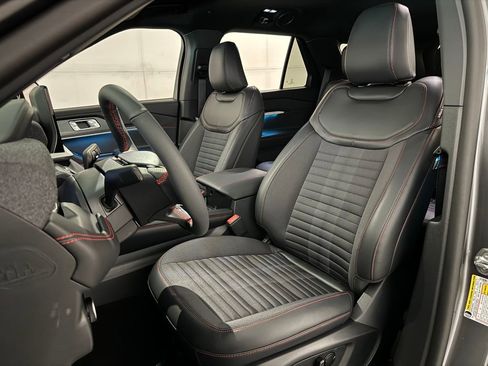 New 2026 Ford Explorer ST-Line RWD image 23
