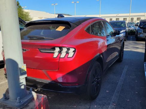 Used 2025 Ford Mustang Mach-E Premium w/ Sport Appearance Package AWD/4WD image 7