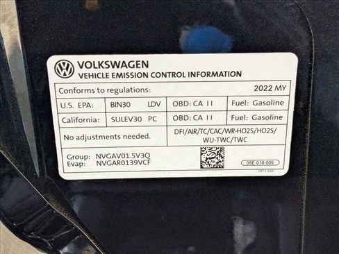 Used 2022 Volkswagen Taos SE FWD image 25