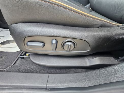 Used 2023 Chevrolet Blazer Premier image 20