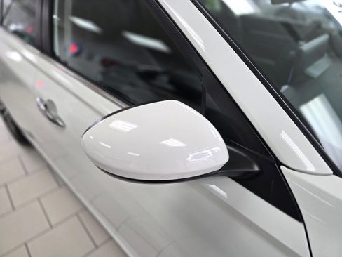 Used 2023 Nissan Altima 2.5 SV w/ SV Premium Package image 14