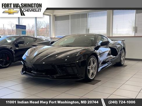 Used 2025 Chevrolet Corvette Stingray Preferred Cpe w/ Z51 Performance Package image 4