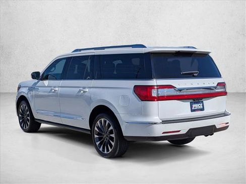 Used 2021 Lincoln Navigator L Reserve image 8