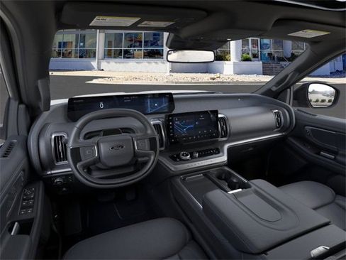 New 2025 Ford Expedition Max Platinum w/ Stealth Appearance Package image 9