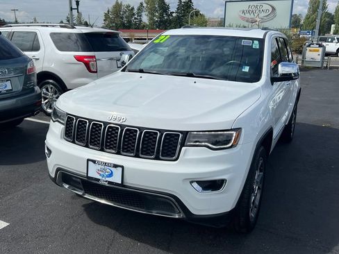 Used 2021 Jeep Grand Cherokee Limited w/ Sun & Sound Group AWD/4WD image 4