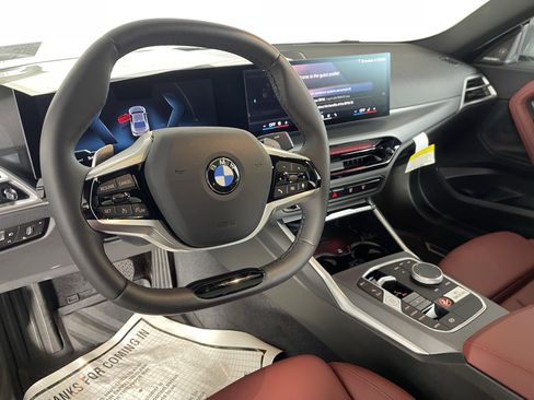 Used 2025 BMW 230i xDrive Coupe w/ Premium Package image 12