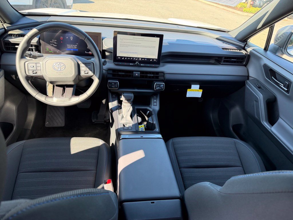 Used 2026 Toyota RAV4 SE w/ Convenience Package AWD/4WD image 19