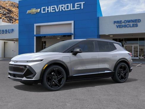 New 2026 Chevrolet Equinox EV RS image 2