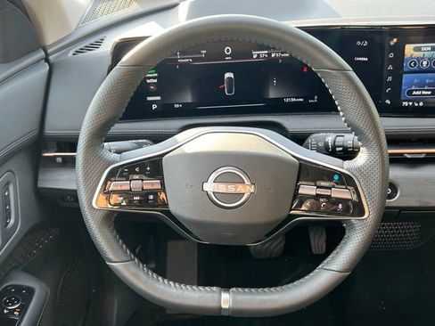 Used 2024 Nissan Ariya AWD image 21