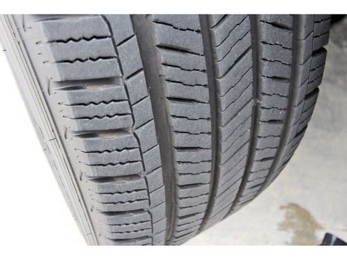Used 2024 Ford Expedition Max Platinum RWD image 32