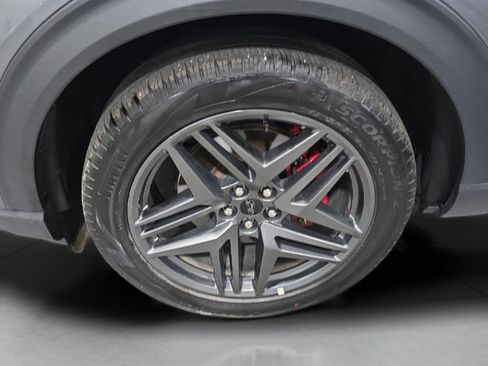 Used 2025 Ford Explorer ST-Line w/ ST-Line Street Pack AWD/4WD image 27