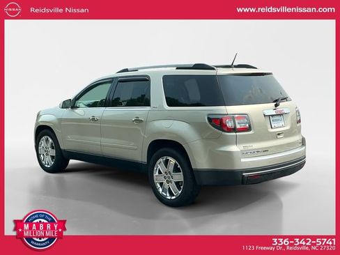 Used 2017 GMC Acadia Limited SLT AWD/4WD image 4