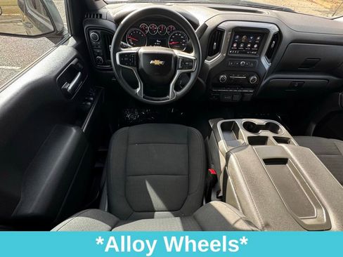 Used 2022 Chevrolet Silverado 1500 Custom w/ Safety Confidence Package image 20