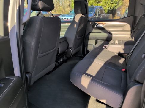 Used 2024 GMC Sierra 1500 Elevation image 12