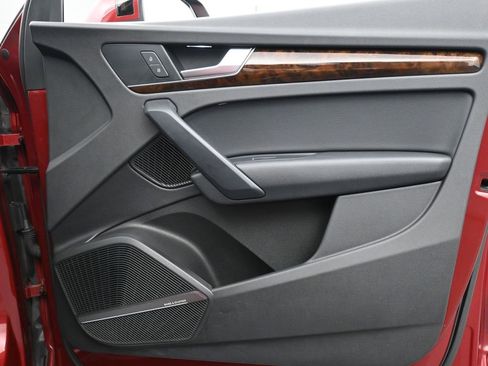 Used 2018 Audi Q5 2.0T Premium Plus image 24