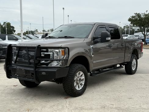 Used 2021 Ford F250 XLT w/ XLT Value Package AWD/4WD image 10