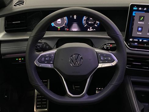 New 2026 Volkswagen Tiguan SE R-Line AWD/4WD image 12