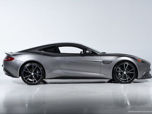 Used 2014 Aston Martin Vanquish Coupe RWD image 9