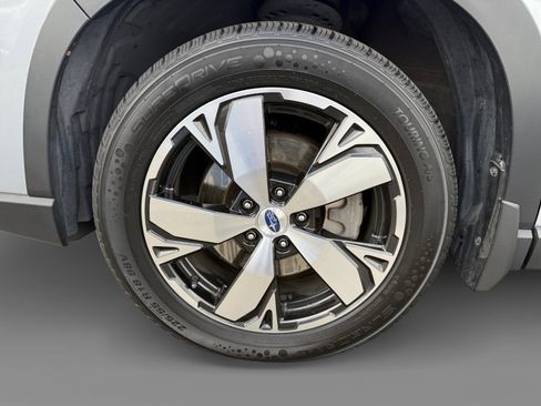 Used 2020 Subaru Forester Touring AWD/4WD image 9