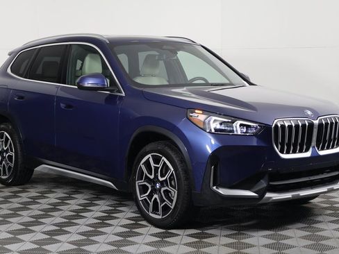Used 2025 BMW X1 xDrive28i w/ Convenience Package image 3