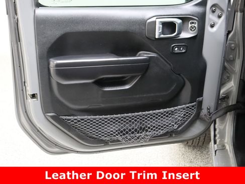 Used 2019 Jeep Wrangler Unlimited Sport image 12