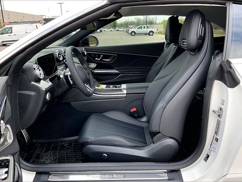 New 2026 Mercedes-Benz CLE 450 4MATIC Cabriolet image 9