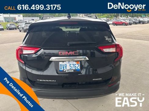 Used 2024 GMC Terrain SLE w/ Driver Convenience Package AWD/4WD image 5