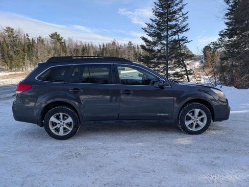 Used 2013 Subaru Outback 2.5i Limited image 4