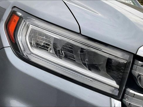 Used 2021 GMC Acadia SLT w/ Premium Package image 33