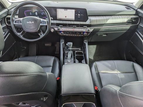 Certified 2024 Kia Telluride EX image 16