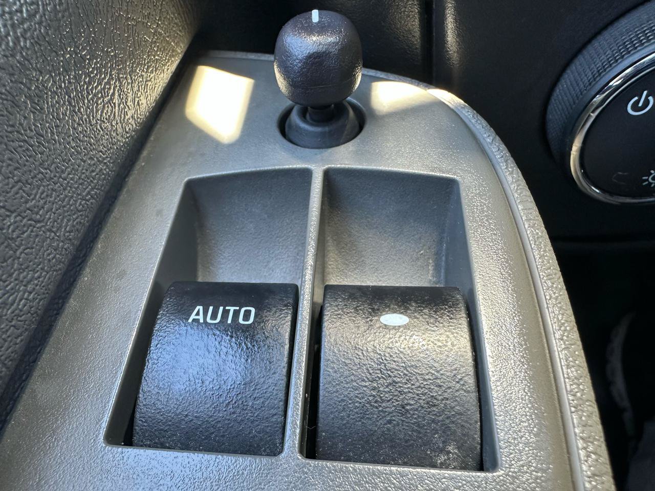 Used 2021 GMC Savana 3500 Extended w/ Power Convenience Package RWD image 17