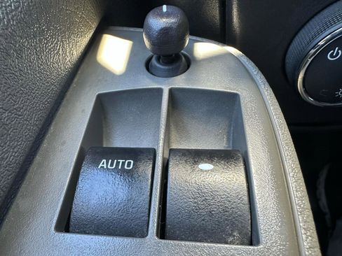 Used 2021 GMC Savana 3500 Extended w/ Power Convenience Package RWD image 17