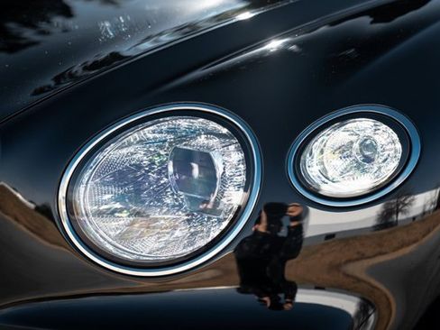 Used 2021 Bentley Continental GT Mulliner image 3