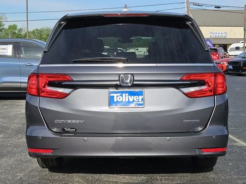 Used 2024 Honda Odyssey Touring image 9