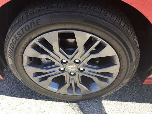 Used 2025 Honda Odyssey Touring image 12